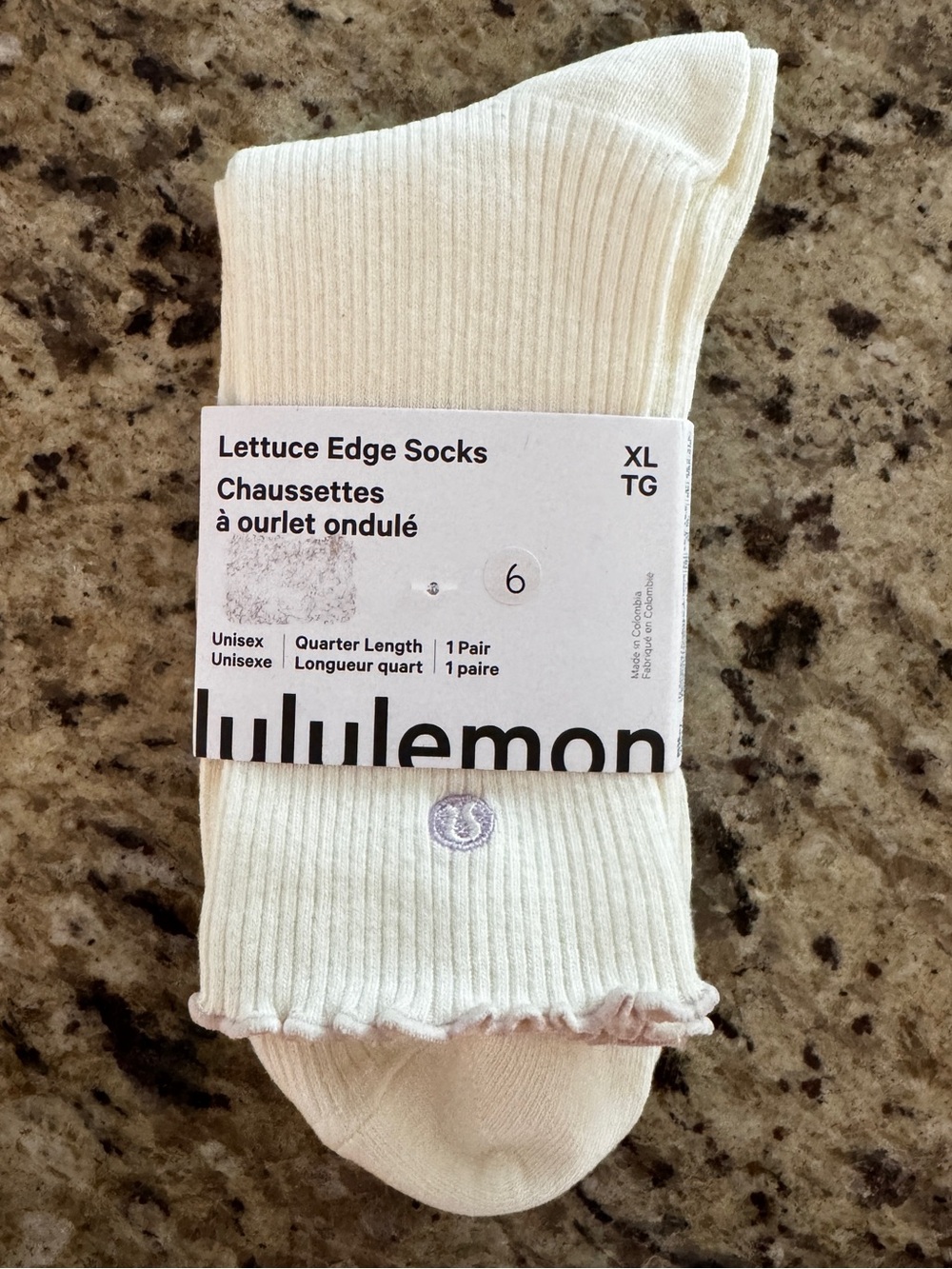 NWT lululemon athletica Lettuce Edge Quarter Socks in Cream size L